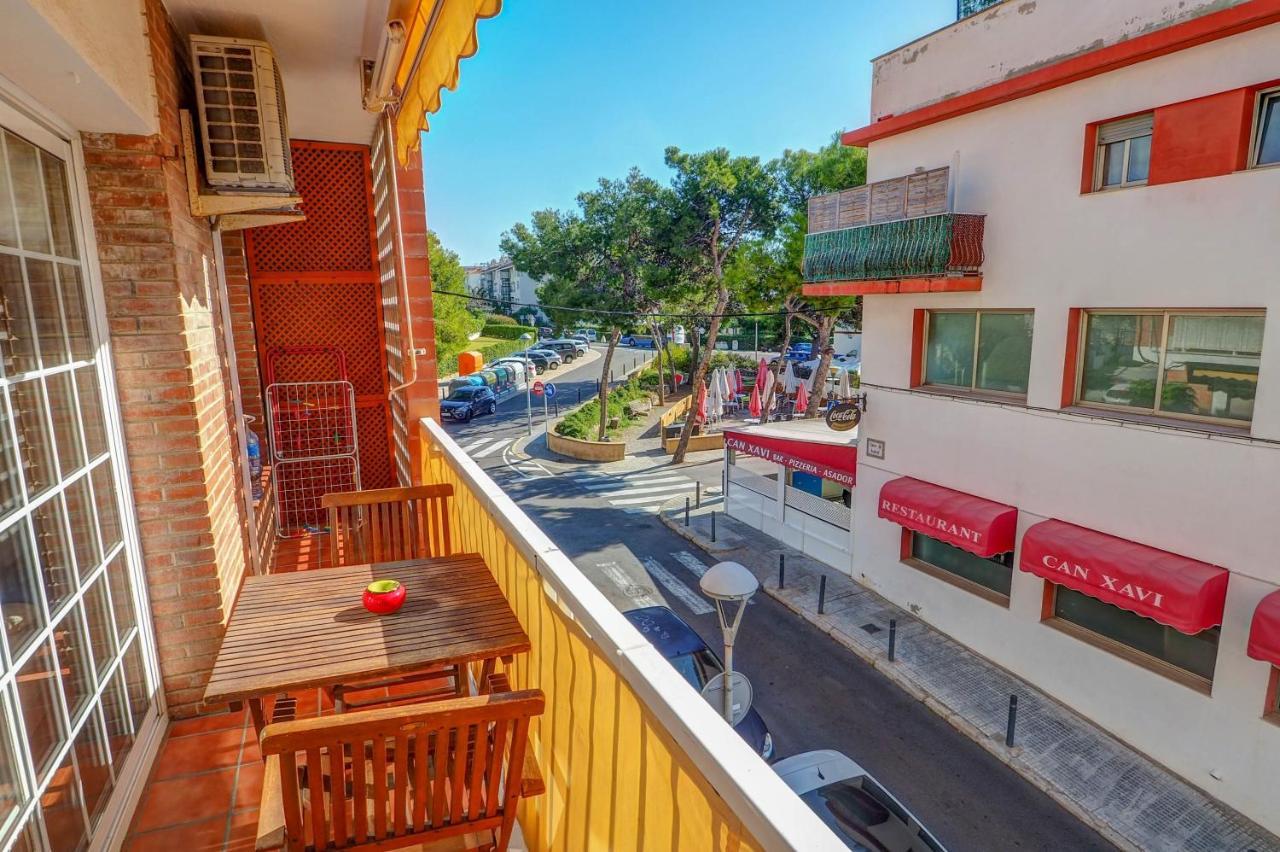 The Beach Apartment By Hello Homes Sitges Exterior photo